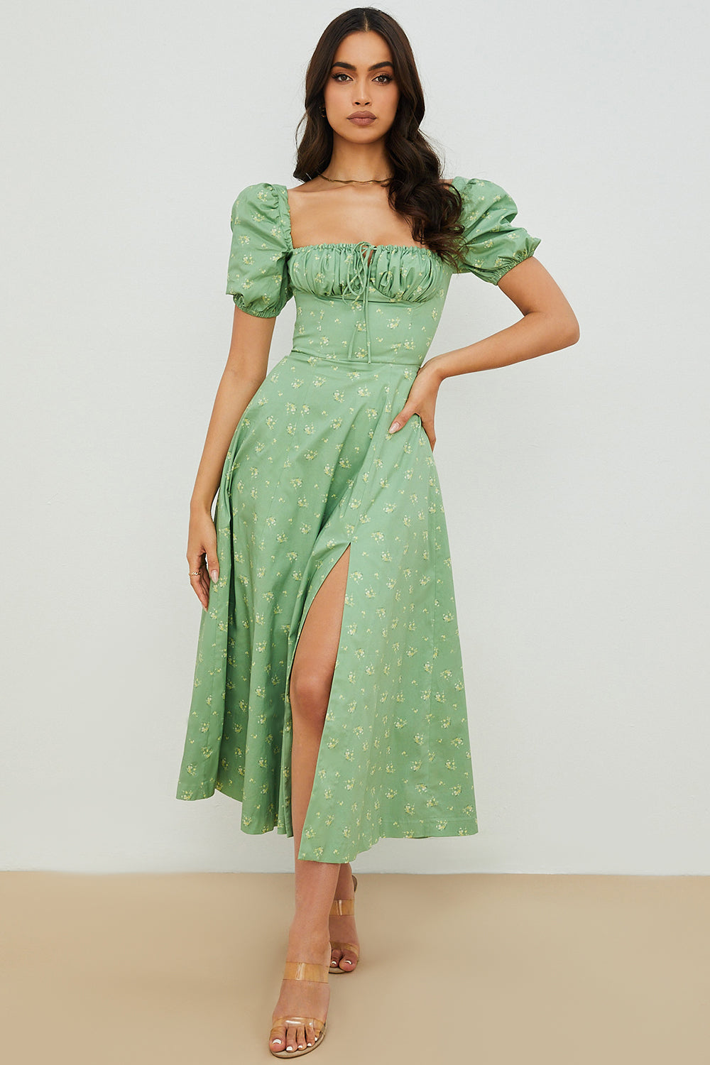 Aviana - Robe Fleurie avec Manches Bouffantes