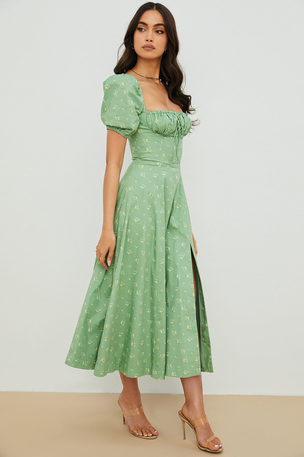 Aviana - Robe Fleurie avec Manches Bouffantes