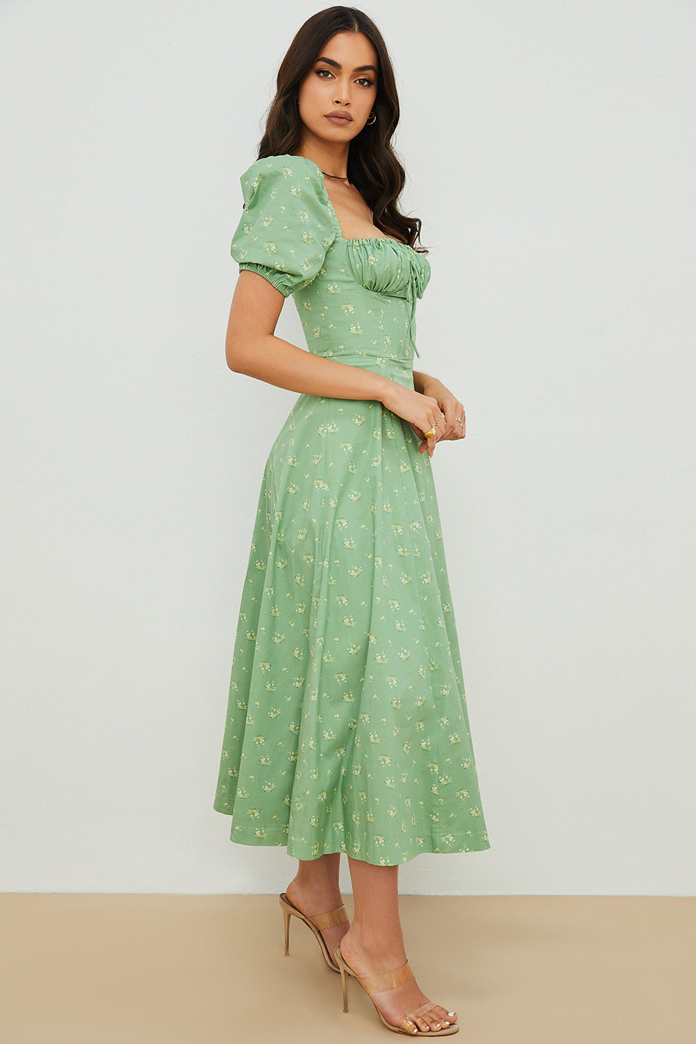 Aviana - Robe Fleurie avec Manches Bouffantes