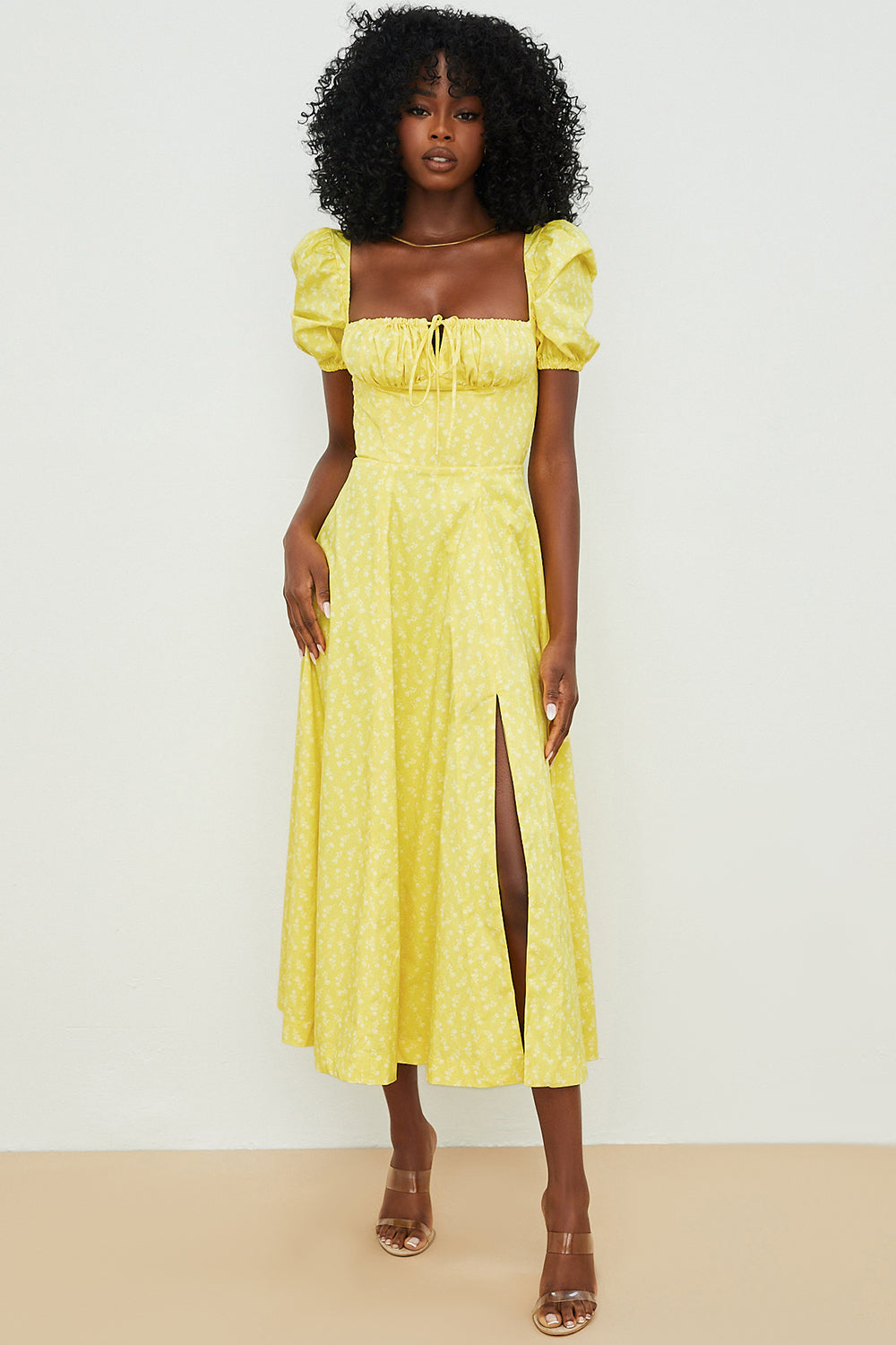 Aviana - Robe Fleurie avec Manches Bouffantes